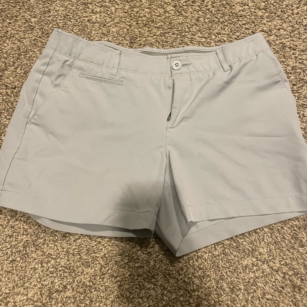 UA golf shorts